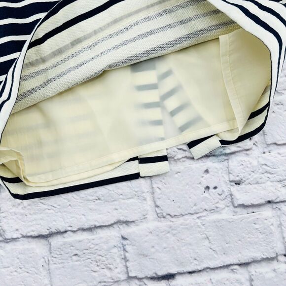J CREW No. 2 Pencil Skirt in Colorblock Stripe Navy Size 10 Back Zipper Lined - Picture 4 of 10